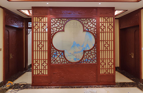 桂林会所室内装修中式仿古实木屏风隔断展示