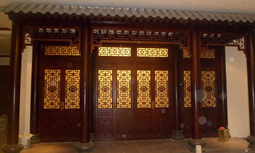 桂林传统仿古门窗浮雕技术制作方法